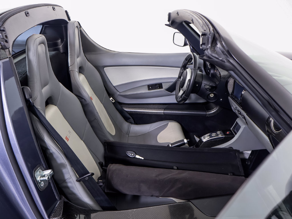 Used 2010 Tesla Roadster Sport RWD image 7