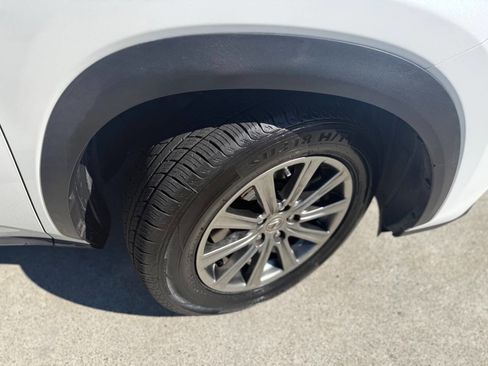 Used 2017 Lexus NX 200t FWD image 24