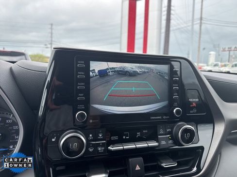 Used 2020 Toyota Highlander XLE image 33