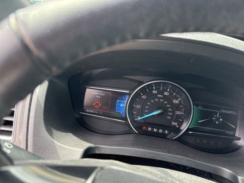 Used 2019 Ford Explorer Limited w/ Ford Safe & Smart Package FWD image 2