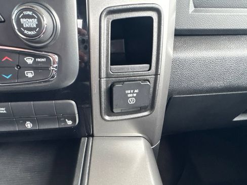 Used 2015 RAM 1500 Sport w/ Ignition Orange Sport Package AWD/4WD image 34