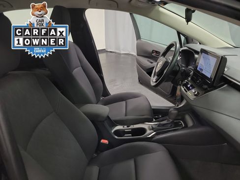 Used 2024 Toyota Corolla LE FWD image 30