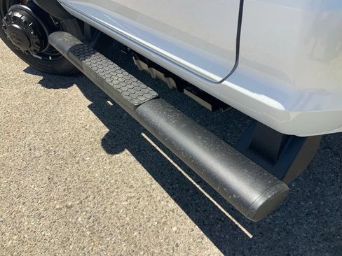 New 2026 RAM 5500 Tradesman AWD/4WD image 10