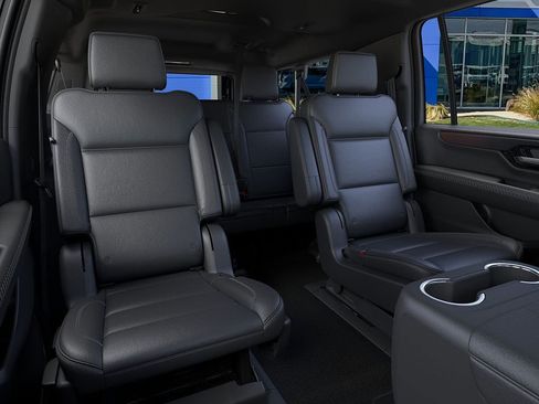 New 2026 GMC Yukon XL Denali w/ Sun & Power Step Package AWD/4WD image 17