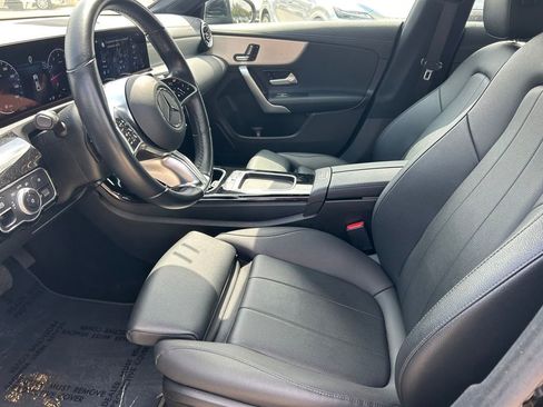 Used 2025 Mercedes-Benz CLA 250 4MATIC image 11