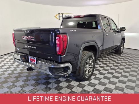 Certified 2025 GMC Sierra 1500 SLT AWD/4WD image 4