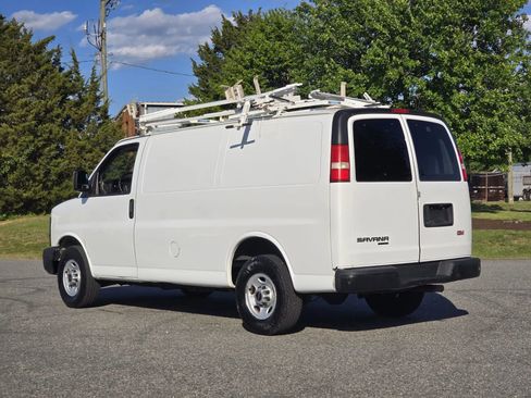 Used 2014 GMC Savana 3500 RWD image 9