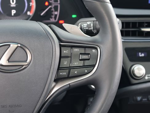 Certified 2023 Lexus ES 350 w/ Premium Package image 20