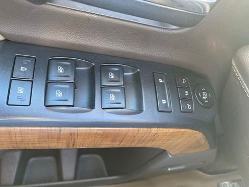 Used 2015 GMC Sierra 1500 SLT w/ SLT Crew Cab Value Package image 17