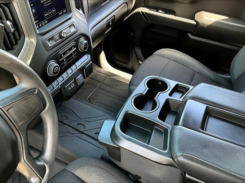 Used 2022 Chevrolet Silverado 1500 Custom image 19