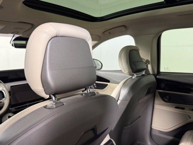 Used 2025 Lincoln Nautilus Reserve AWD/4WD image 26