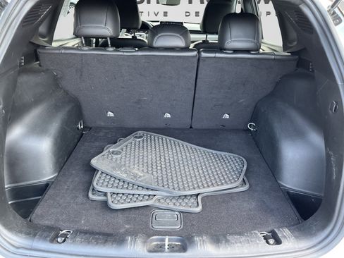 Used 2025 Jeep Compass Trailhawk AWD/4WD image 13