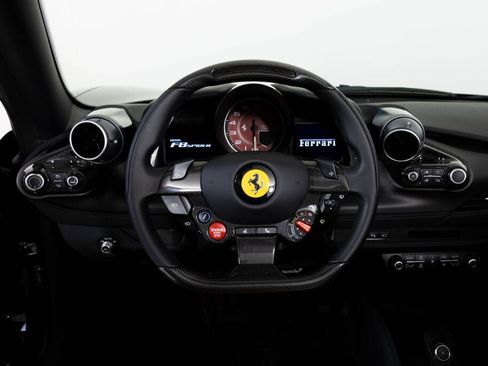 Certified 2023 Ferrari F8 Tributo image 5