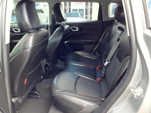 Used 2022 Jeep Compass Trailhawk w/ Sun and Sound Group AWD/4WD image 15