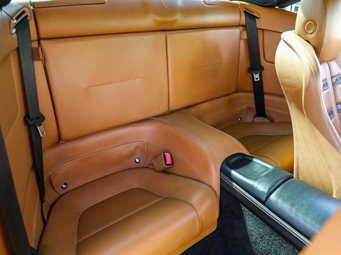 Used 2010 Ferrari California RWD image 32
