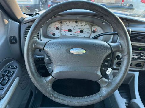 Used 2001 Ford Explorer Sport Trac 2WD image 16