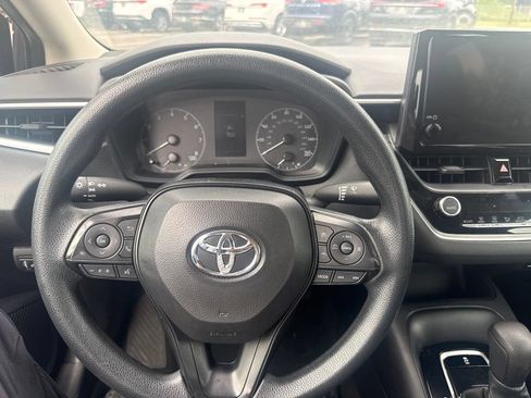Used 2024 Toyota Corolla LE FWD image 12