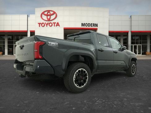New 2026 Toyota Tacoma TRD Off-Road AWD/4WD image 17