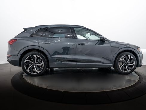 Certified 2024 Audi Q8 e-tron Premium Plus AWD/4WD image 3