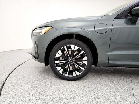 New 2026 Volvo XC60 T8 Plus w/ Protection Package Premier AWD/4WD image 25