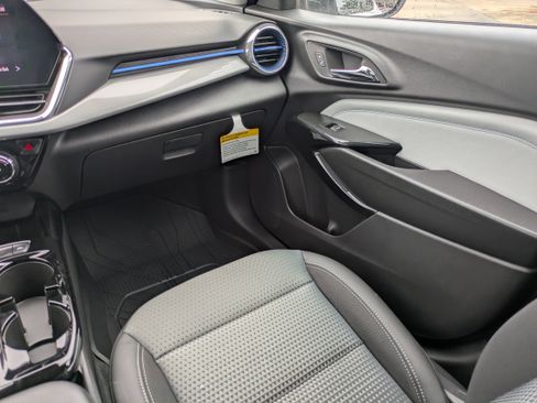 New 2026 Chevrolet Trax LT image 10