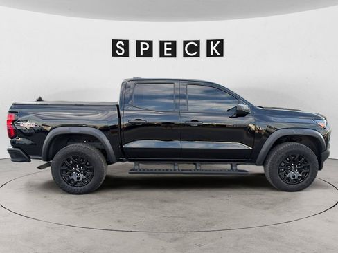 Used 2024 Chevrolet Colorado Trail Boss AWD/4WD image 4