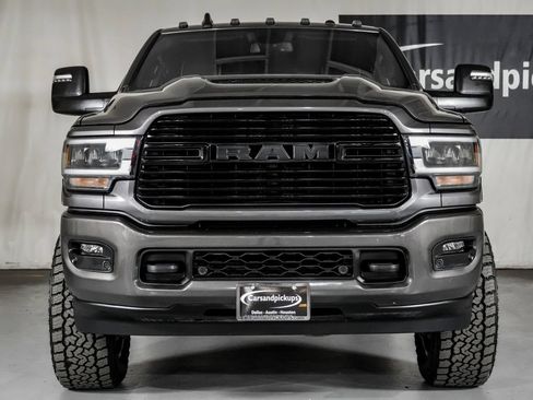Used 2024 RAM 2500 Laramie w/ Night Edition AWD/4WD image 3
