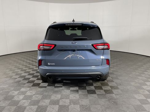 Used 2023 Ford Escape ST-Line w/ Tech Pack #1 image 4