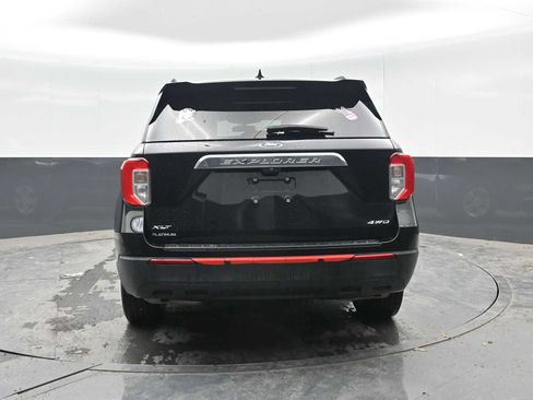 Used 2021 Ford Explorer XLT AWD/4WD image 11