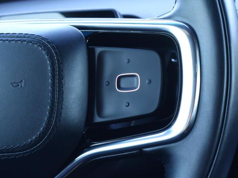 Used 2024 Lincoln Nautilus Reserve w/ Equipment Group 202A image 27