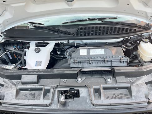 Used 2025 Chevrolet Express 2500 w/ Driver Convenience Package image 27