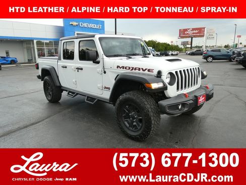 Used 2023 Jeep Gladiator Mojave w/ Cold Weather Group AWD/4WD image 1