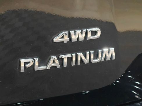 Used 2019 Nissan Pathfinder Platinum AWD/4WD image 59