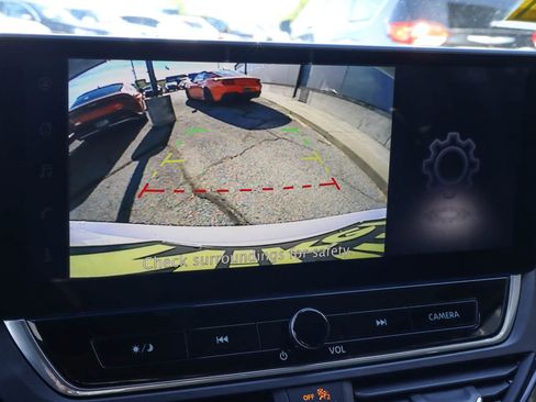 Used 2025 Nissan Altima 2.5 SR w/ SR Premium Package image 12