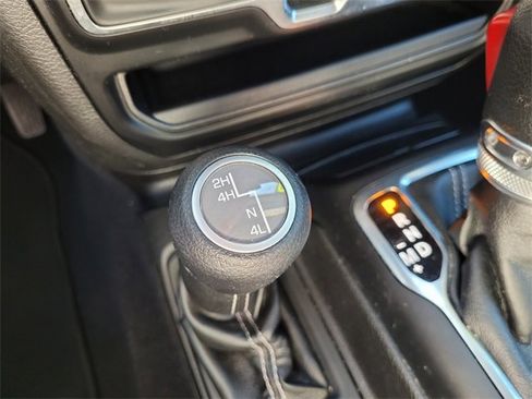 Certified 2022 Jeep Wrangler Unlimited Sahara image 27