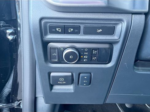 Used 2024 Ford F150 Lariat w/ FX4 Off-Road Package AWD/4WD image 10