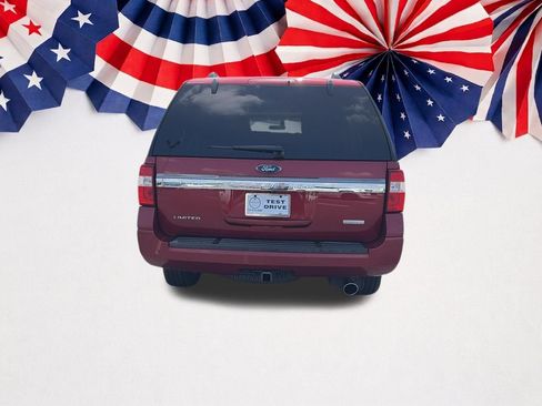 Used 2017 Ford Expedition Limited w/ Equipment Group 301A RWD image 28