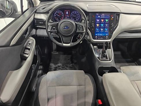 Used 2022 Subaru Outback Premium AWD/4WD image 4