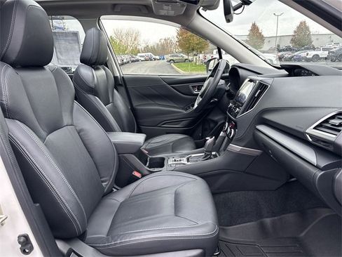 Used 2020 Subaru Forester Limited w/ Popular Package #3 image 28