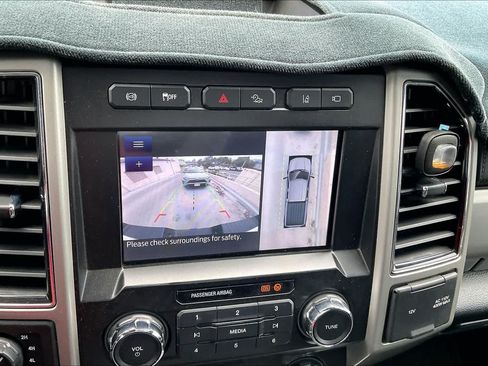 Certified 2021 Ford F250 Lariat AWD/4WD image 26