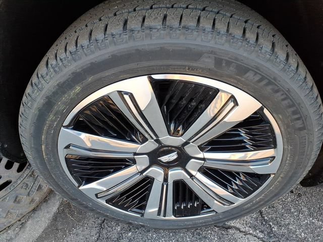 New 2026 Cadillac Escalade IQ Luxury 2 AWD/4WD image 12