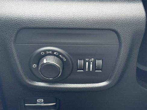 New 2025 Jeep Grand Cherokee L Altitude AWD/4WD image 26