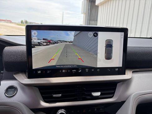 New 2025 Ford Explorer Active w/ Active Comfort Package image 36