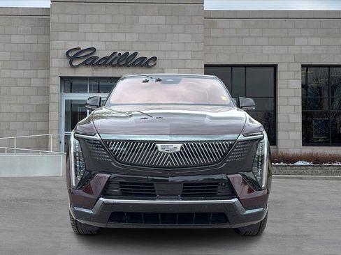 Certified 2026 Cadillac Escalade IQ Sport 2 w/ LPO, ONYX Package AWD/4WD image 7