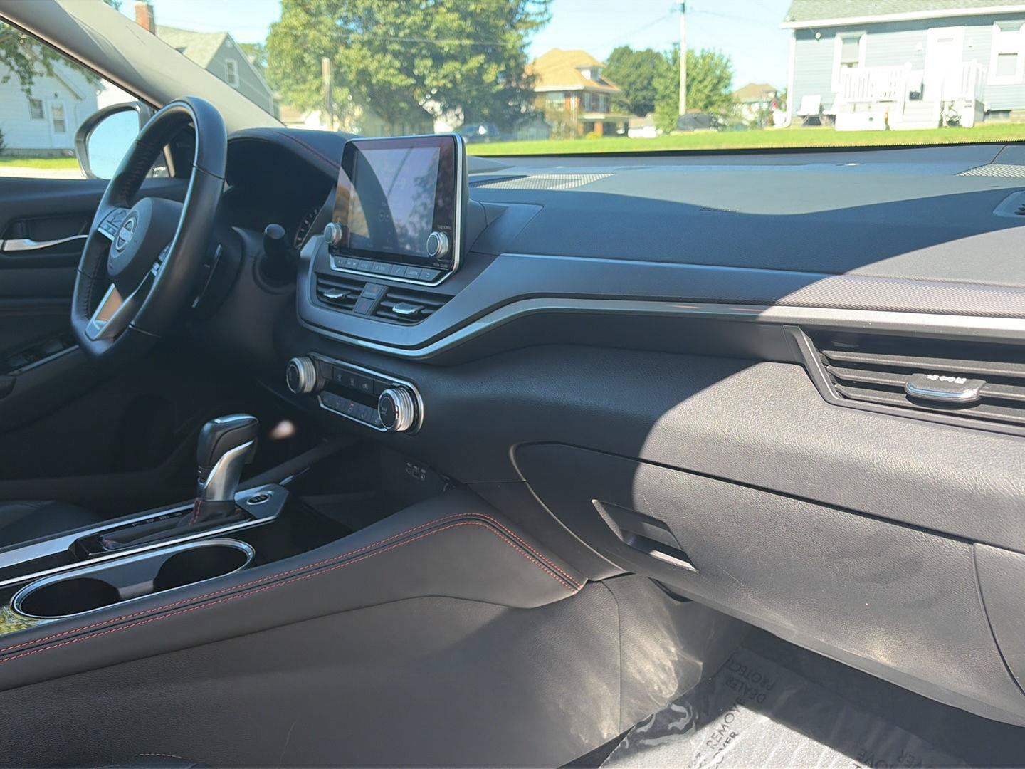 Used 2023 Nissan Altima 2.5 SR FWD image 17