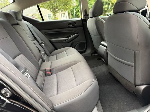 Used 2023 Nissan Altima 2.5 SV w/ SV Premium Package AWD/4WD image 30