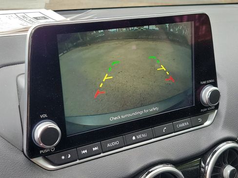 Used 2025 Nissan Sentra SV image 23