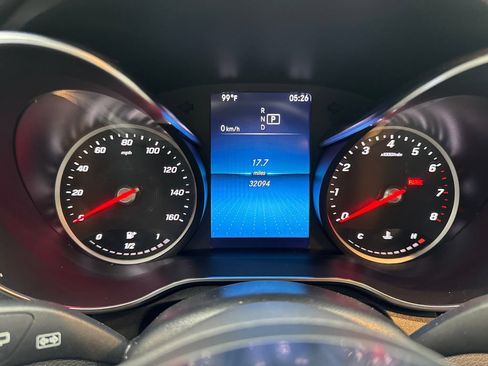 Used 2022 Mercedes-Benz GLC 300 w/ AMG Line image 56