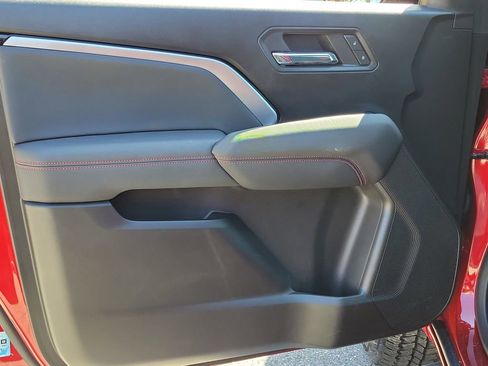 Used 2023 Chevrolet Colorado Z71 w/ Z71 Convenience Package 2 image 22