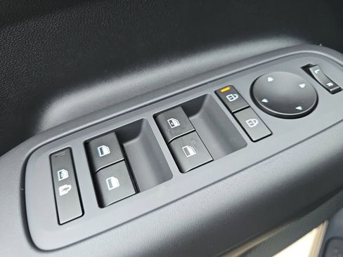 New 2026 Hyundai Santa Fe SE FWD image 30